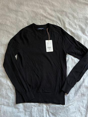 Pull fin col V noir Bonobo taille XS