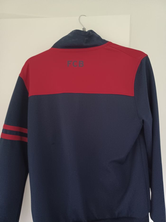 Veste Barcelone - photo numéro 2