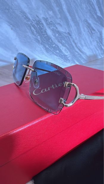 Lunette de soleils cartier 