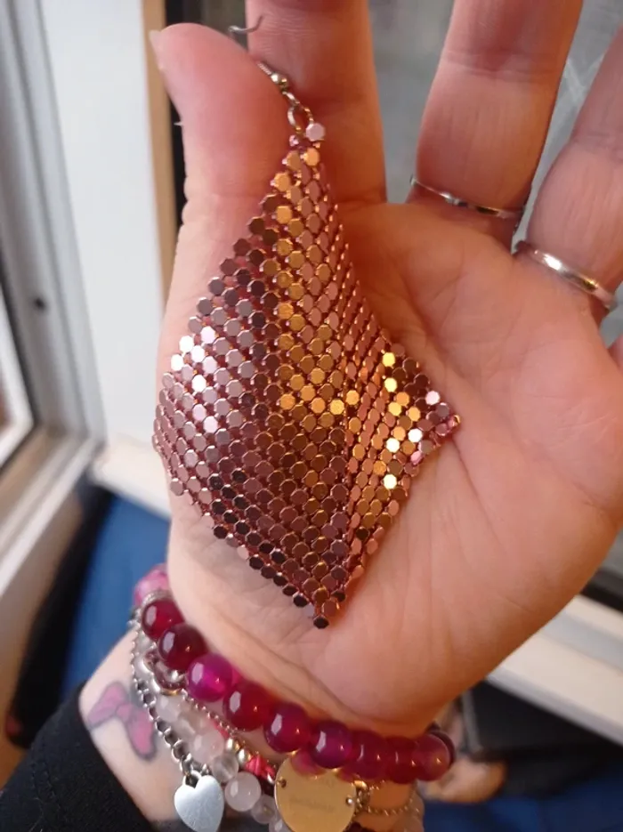 Boucles d'oreilles géométrique femme rose a strass - photo numéro 6