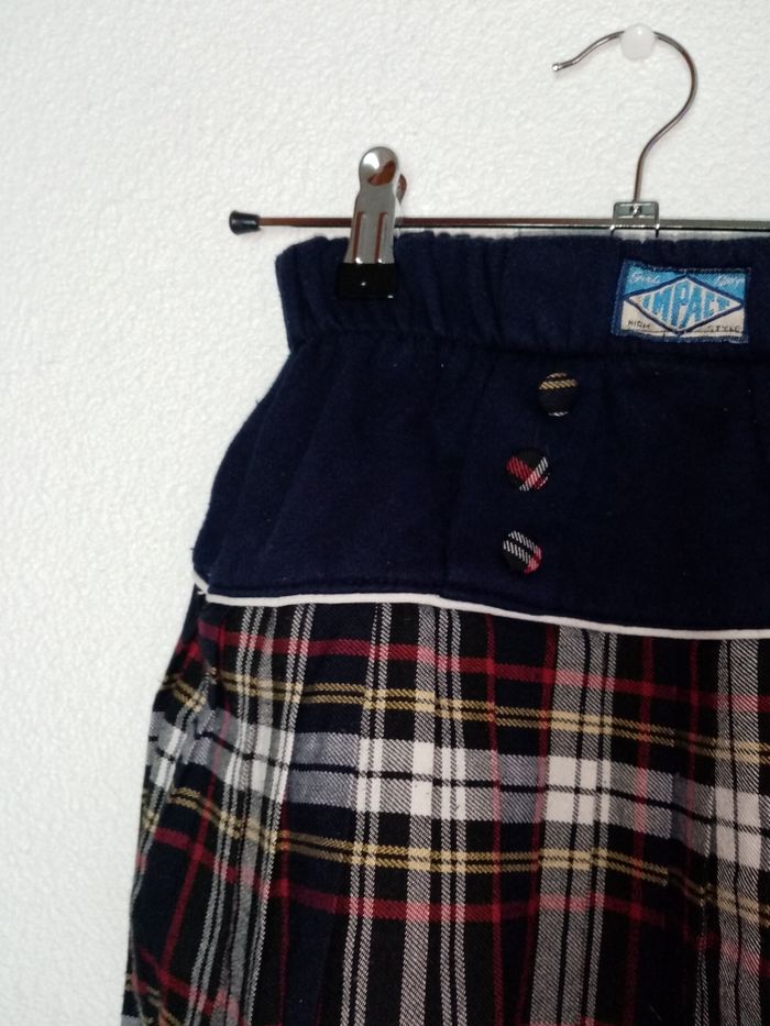 6 ans Impace jupe collègiene plissée écossaise autom hiver /Excellent état - photo numéro 3