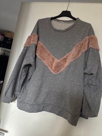 Pull gris