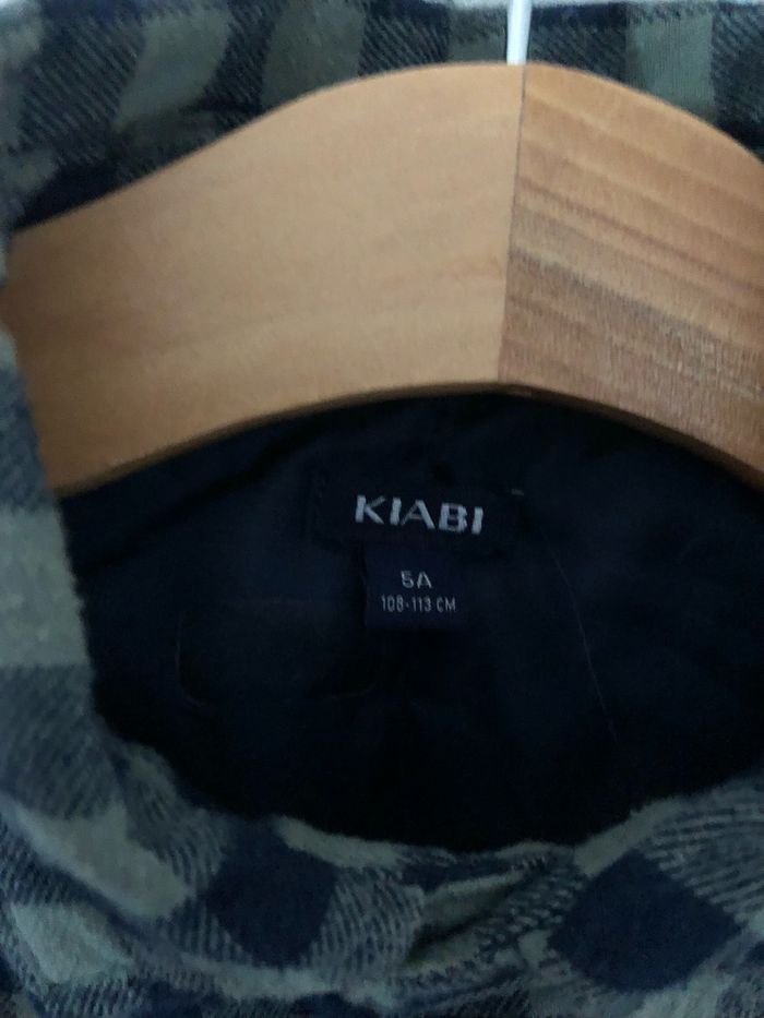 Surchemise Kiabi 5ans - photo numéro 2