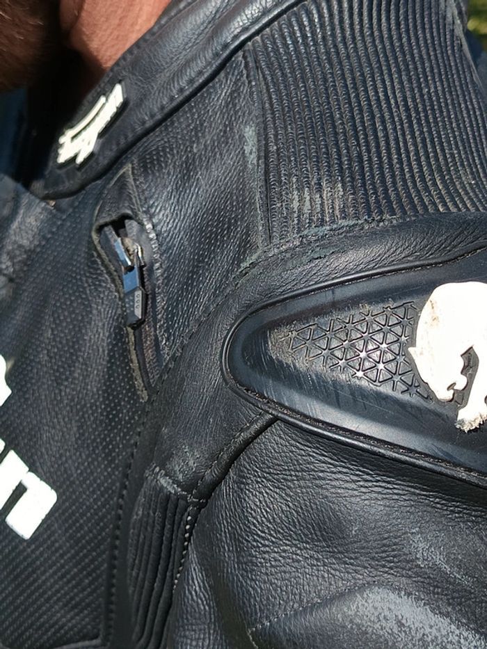 Combinaison de moto - photo numéro 14