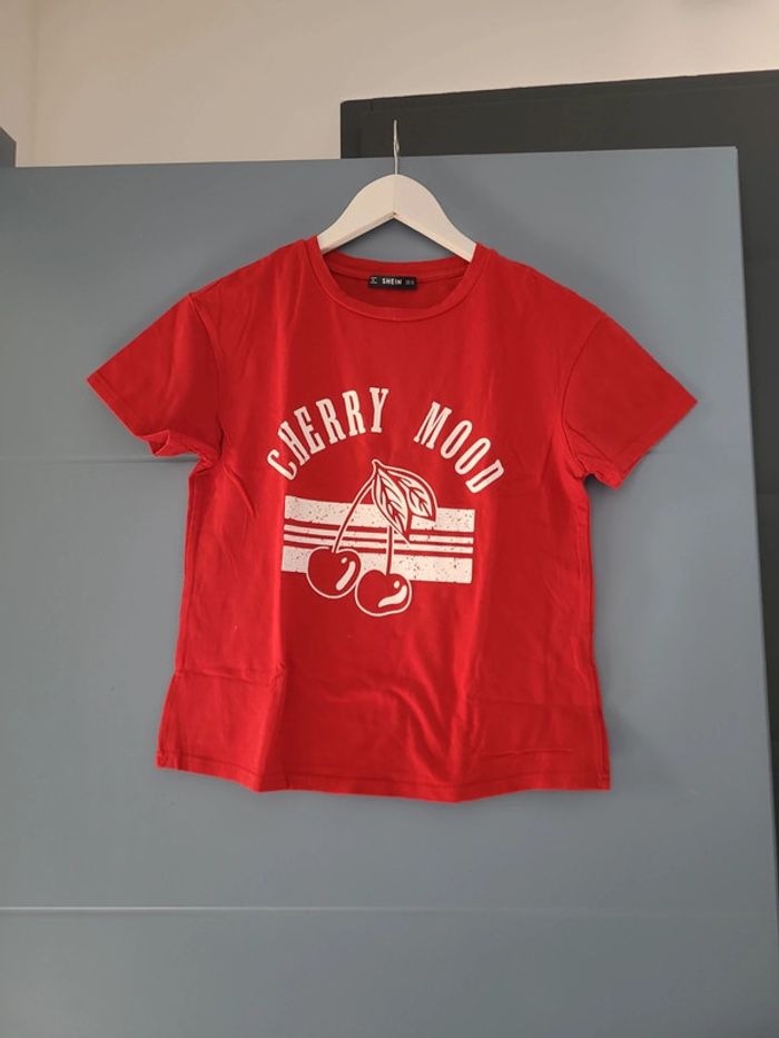 Tee shirt rouge