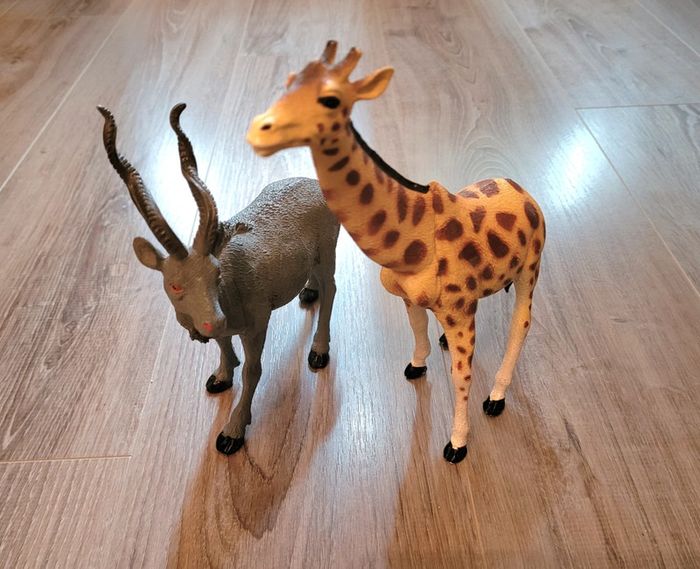 Lot de grands 2 animaux et 1 cadeau
