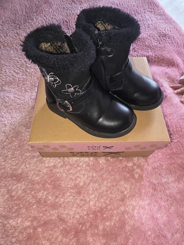 Bottes T.22 - photo numéro 2