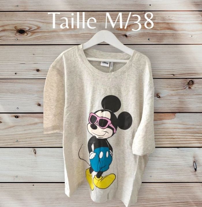 Jolie t-shirt Disney Mickey NEUF