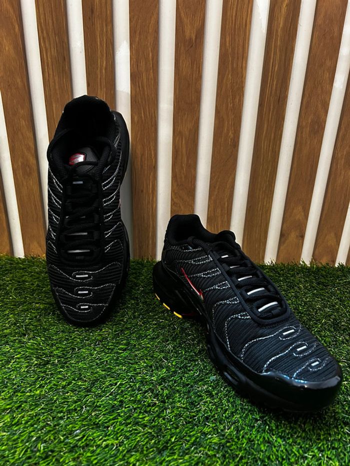 Nike Air Max Plus TN Noire et Argent - photo numéro 9