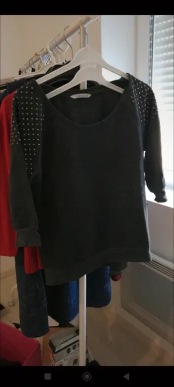 Pull gris