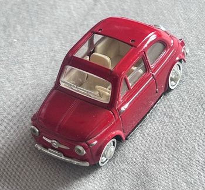 Voiture Fiat 500 1957 - photo numéro 1