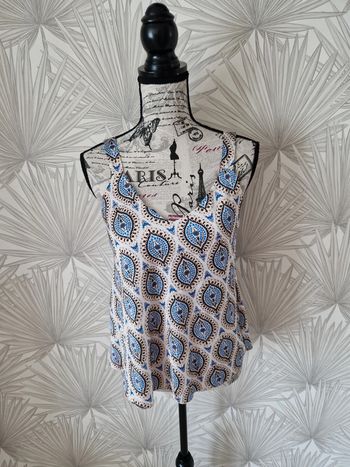 Joli débardeur taille 38