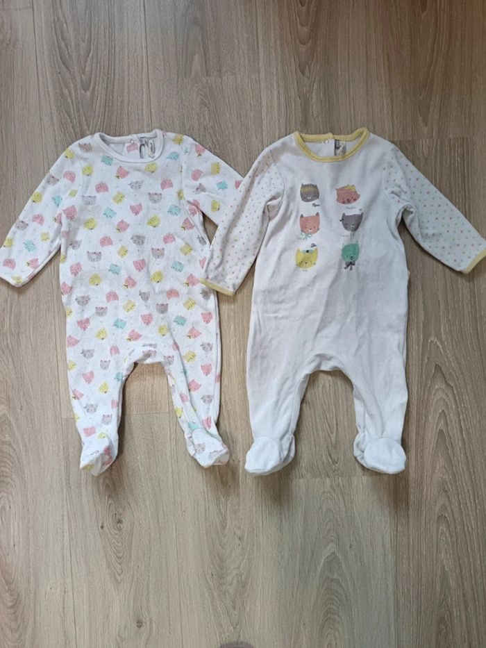 Lot pyjamas velours Orchestra motifs chats fille 12 mois