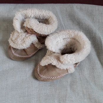 Chaussures mocassins bébé fille pointure 21