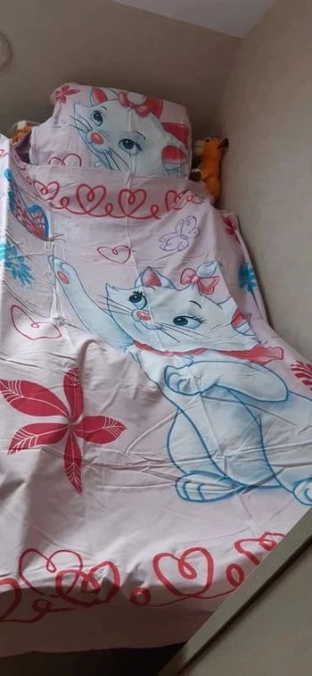 Parure de lit disney marie les aristochats 140X200 cm (1 personne) état neuf