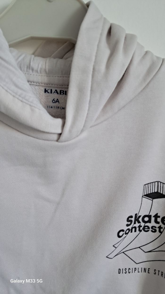 Kiabi Sweat Capuche Enfant 6A Crème Skate Contest - photo numéro 4
