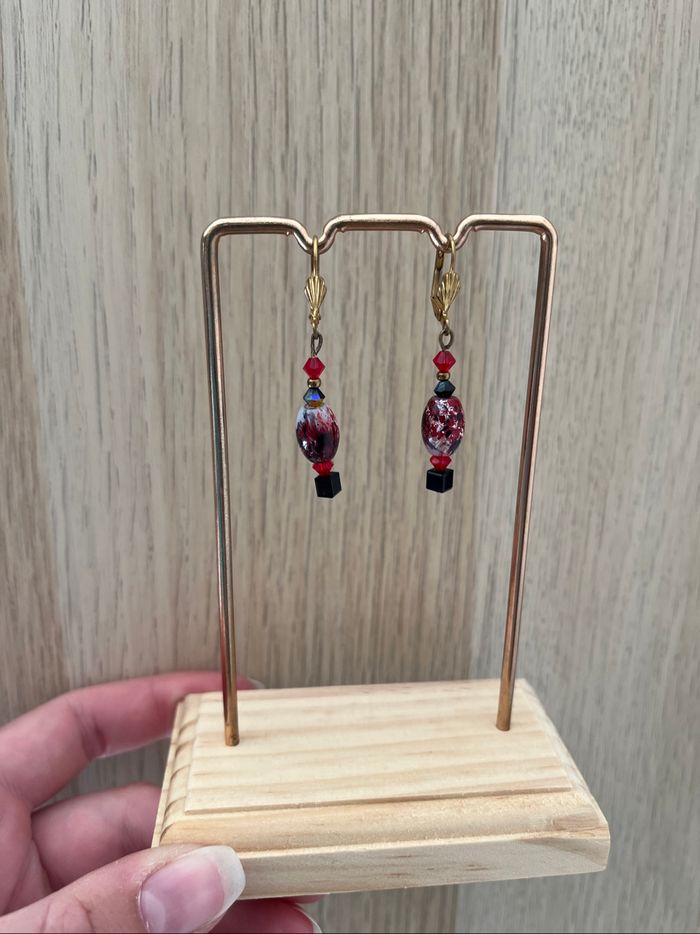 Boucles d'oreilles rouge et noire
