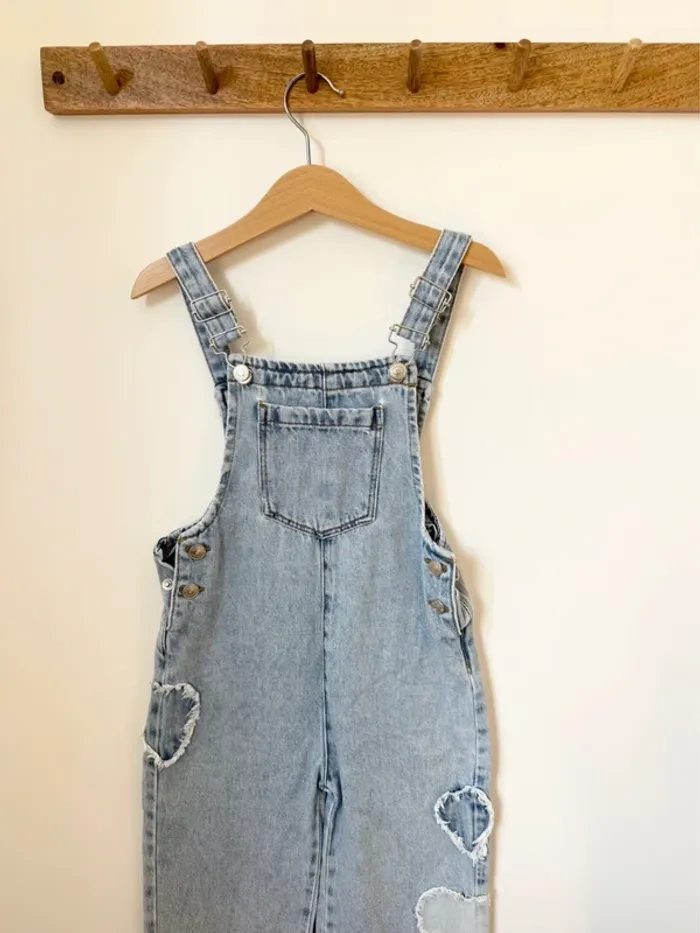 Salopette en jean cœurs Zara - photo numéro 2