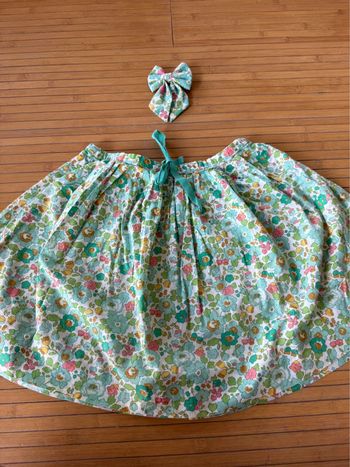 Jupe jacadi en liberty et barrette