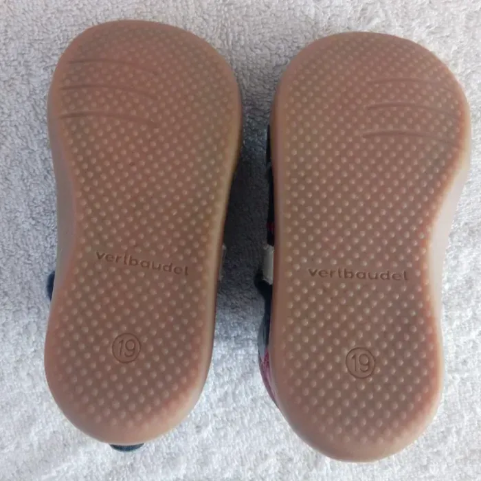 Chaussures en cuir Vertbaudet taille 19(réf perso N1)(familleac72) - photo numéro 2