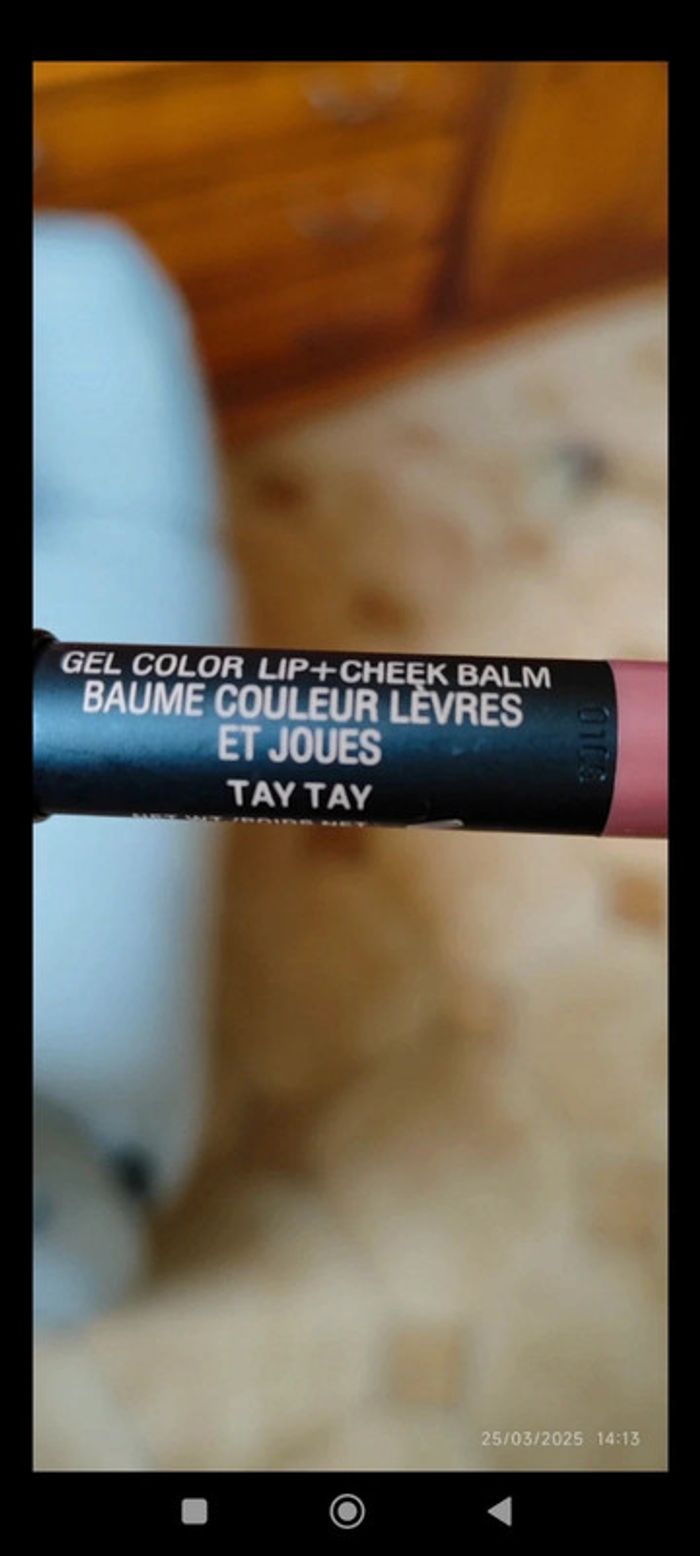 NudeStix Gel Color lip + Cheek Balm Mini + Taille Crayon intégré dans Teinte Taytay - photo numéro 3