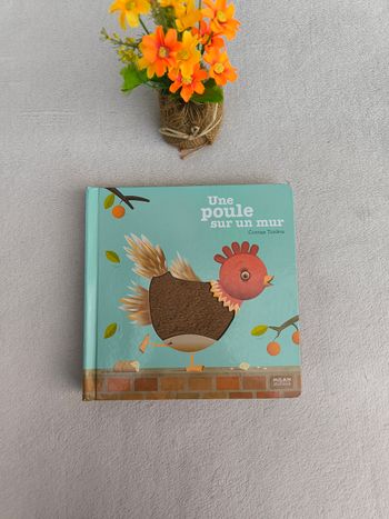 Livre Une poule sur un mur Milan