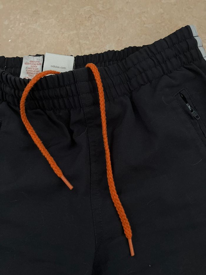 Short Adidas 8 ans - photo numéro 3