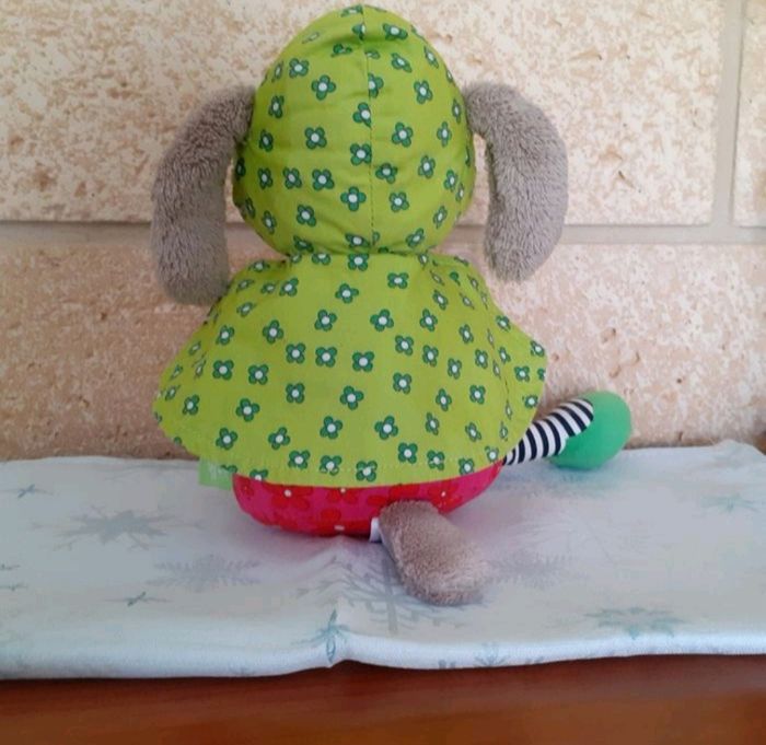 Poupée-chiffon "Lapin"avec grelot & son doudou Bonhomme de neige - photo numéro 5