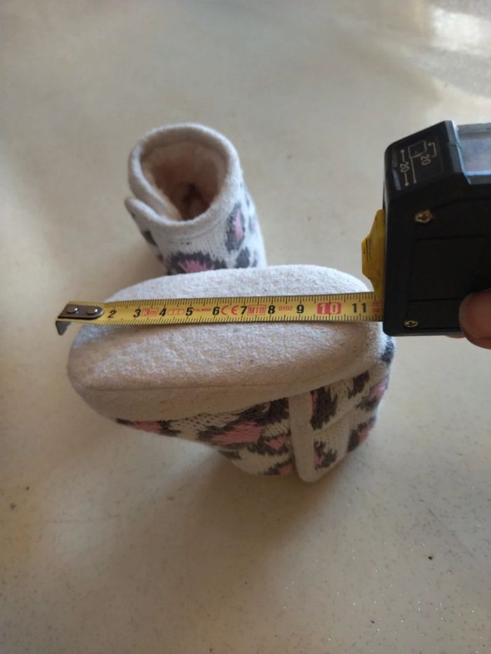 Petites pantoufles bébé - photo numéro 4