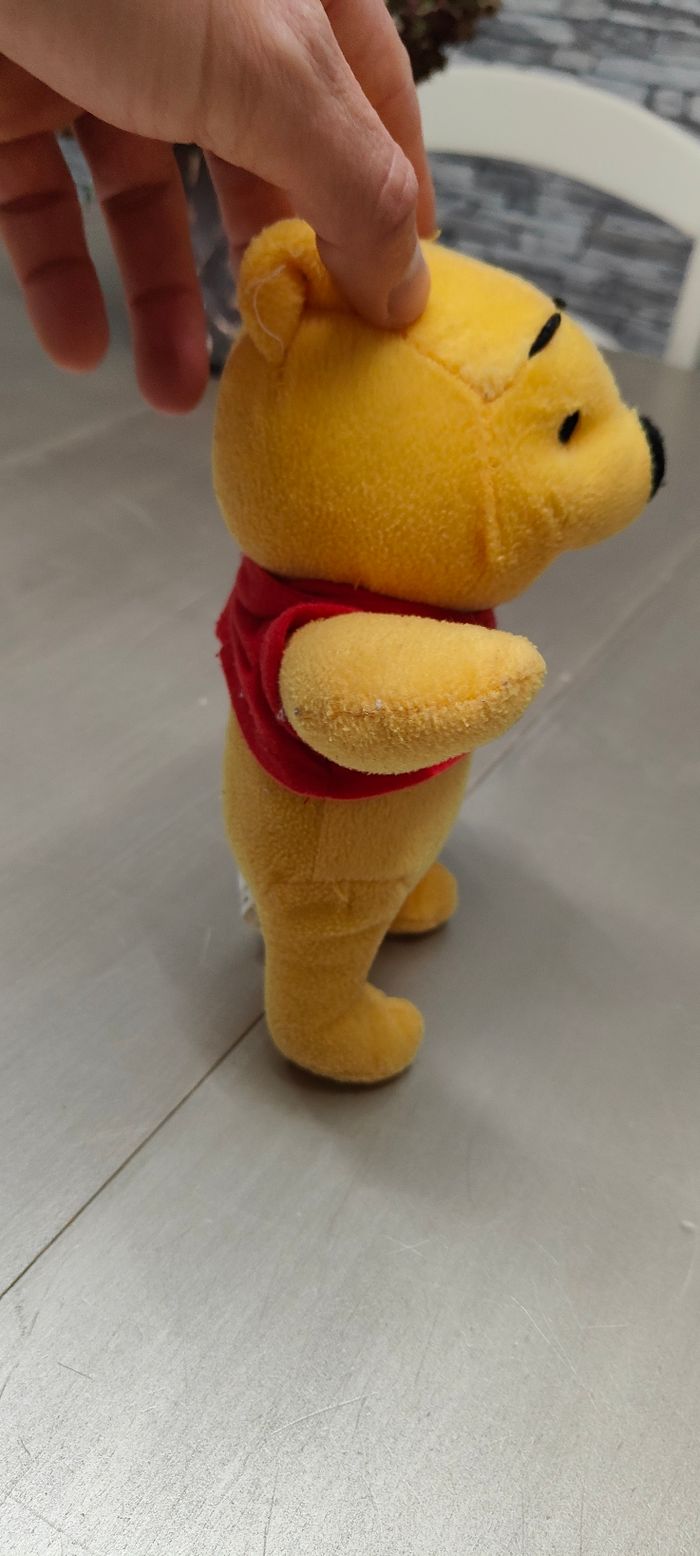 Peluche Winnie l'ourson - photo numéro 4