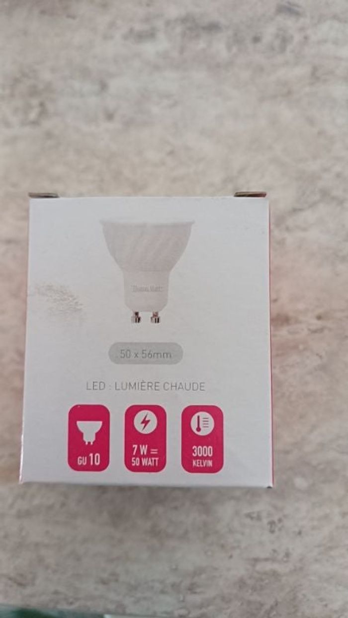 Lot 15 ampoules neuves