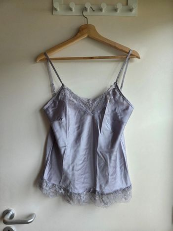 Débardeur satiné gris avec dentelle - taille M