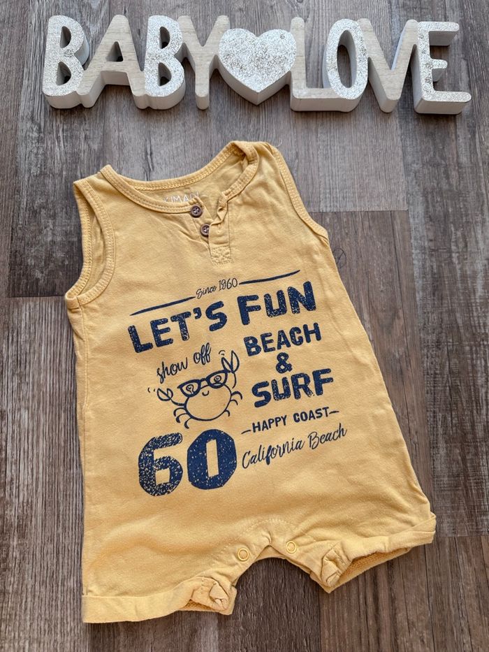 - Combishort Kimadi - 6 mois - bon état, mini tache