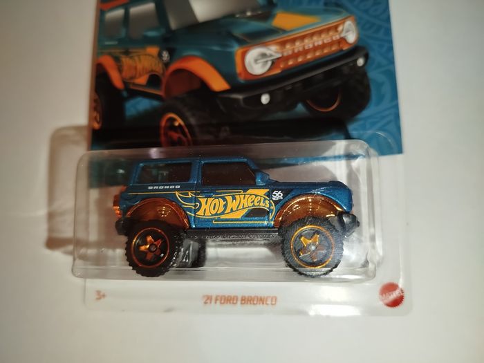 Hot Wheels Green and Gold Series 2024 - photo numéro 7