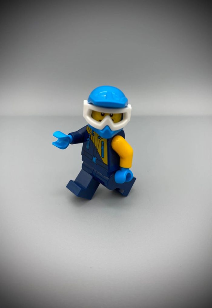 Minifigurine LEGO City cty0904 - Explorateur Polaire - Très bon état - photo numéro 5