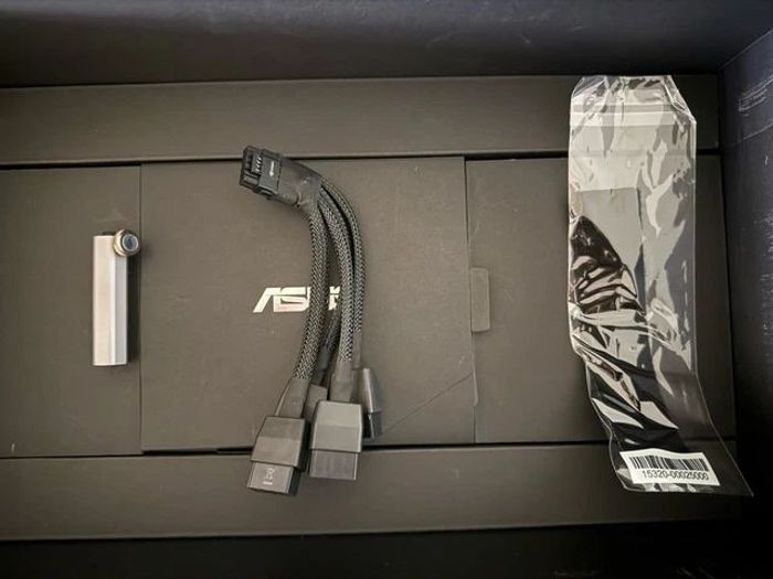 Carte graphique gaming ASUS ROG Strix GeForce RTX 4090 OC Edition - photo numéro 5