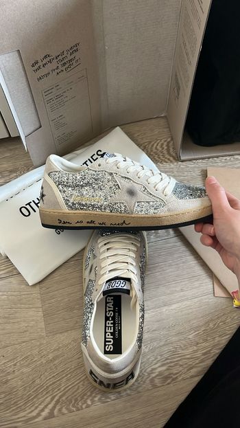 Golden Goose Superstar