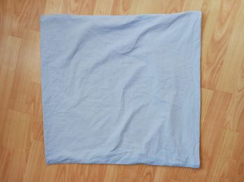 taie d'oreiller carrée bleu 60 cm 
