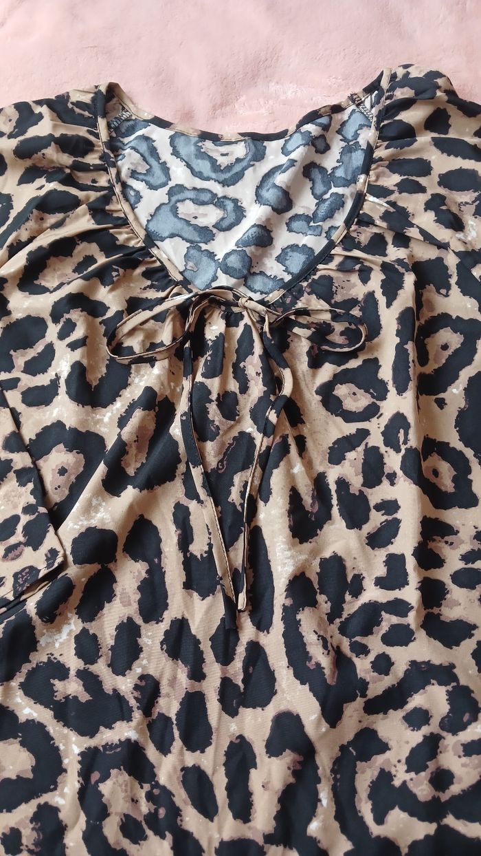 Blouse Léopard. Neuve - photo numéro 4