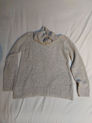 Pull court à col roulé