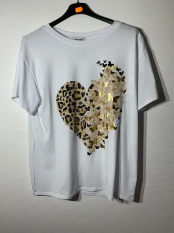 T-shirt « coeur » femme taille unique (38-44)- agape - neuf avec étiquette
