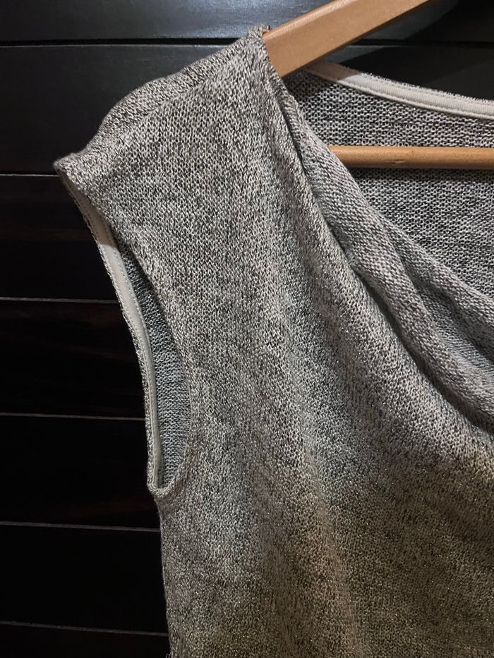 Top sans manches gris métallisé neuf avec etiquette - taille M - photo numéro 4
