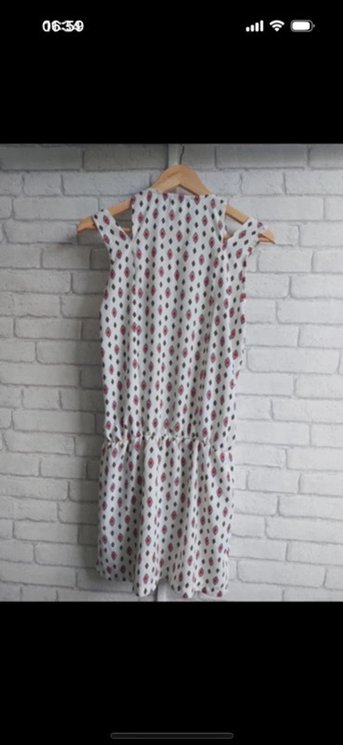 Robe Scarlet Roos taille 2 - photo numéro 2