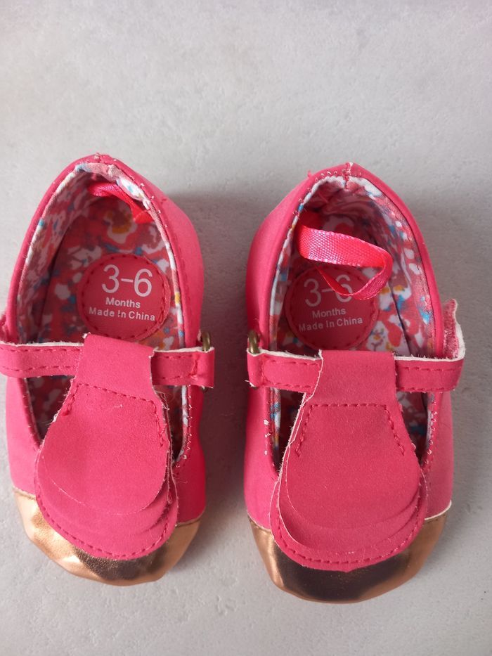 Paire de ballerines corail et dorée 3/6M - photo numéro 2