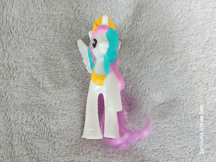 Figurine princesse celestia de macdonald hasbro 2014 - photo numéro 3