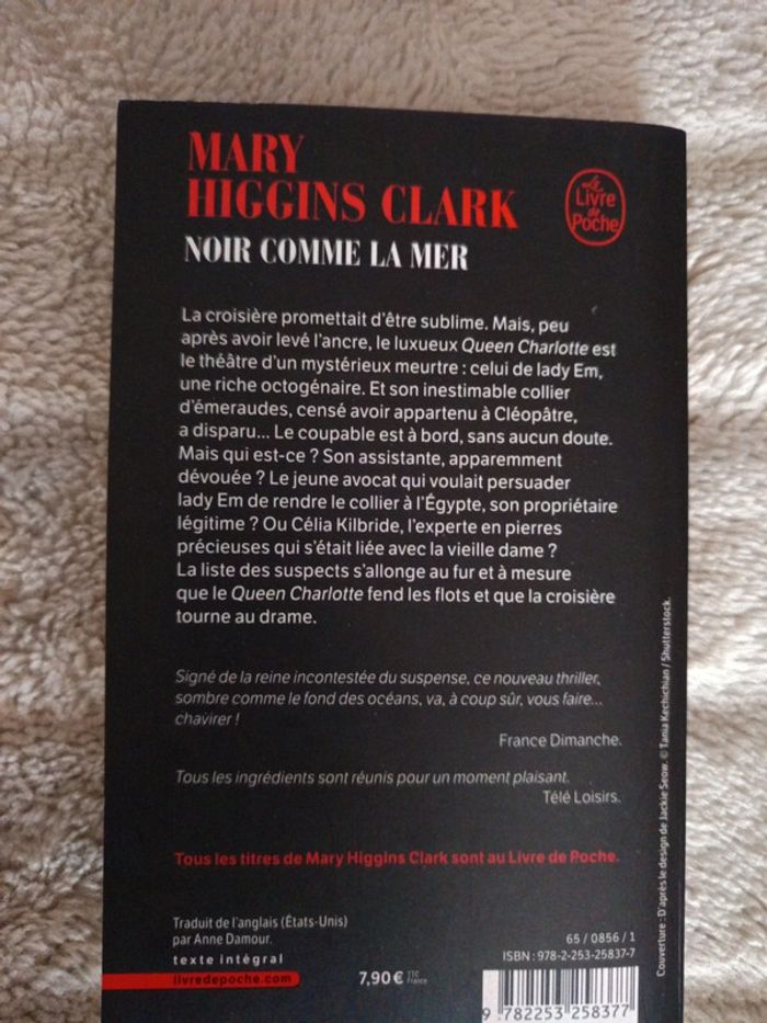 Noir comme la mer de Mary Higgins Clark - photo numéro 3