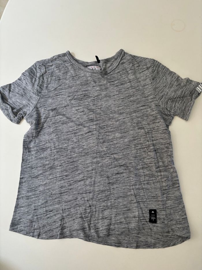 TEE shirt manches courtes gris ikks 10ans - photo numéro 1