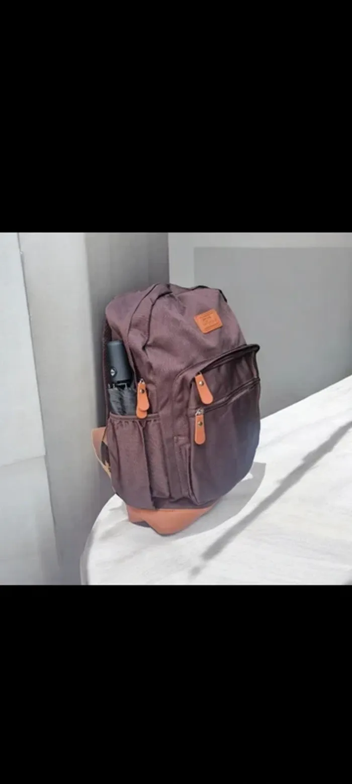 Sac à dos Marron et camel polyvalent
