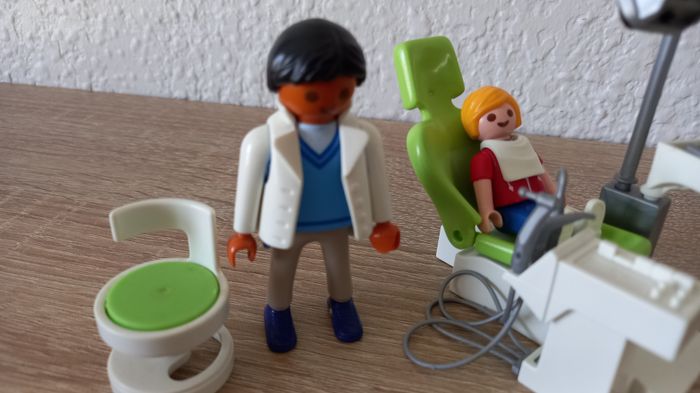 Playmobil 6662 - Cabinet de dentiste - photo numéro 2