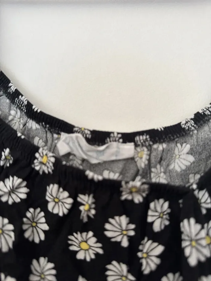 Blouse noire avec fleurs Primark - photo numéro 6